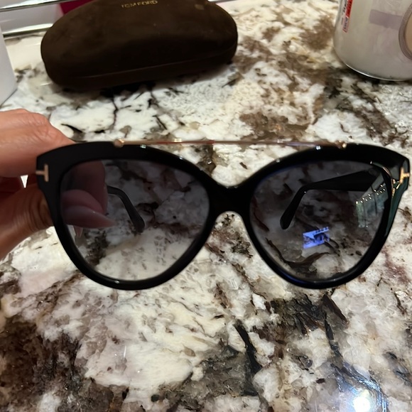Tom ford glasses - Picture 1 of 5